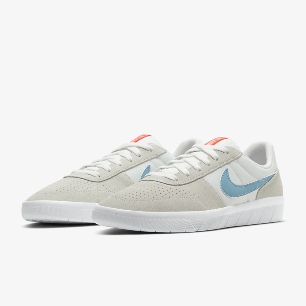 Nike SB’s